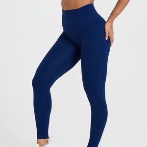 NWT! Oner Active Timeless Leggings, Midnight, long, M